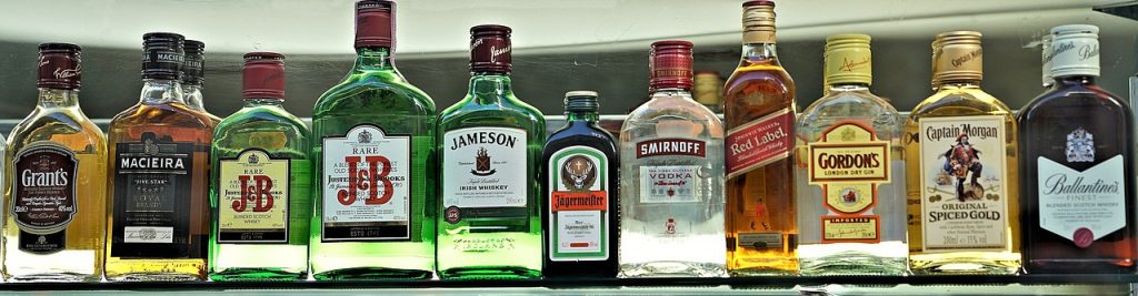 Alta do mercado ilegal de bebidas na pandemia e Imposto Seletivo o afligem setor